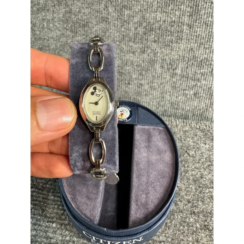 Citizen Eco-Drive Disney Mickey Mouse Silver Tone Chain Link Watch B023-K002648